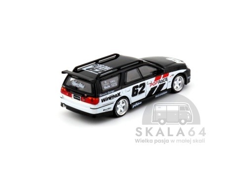 Model samochodu Nissan Stagea R34 Simon's Garage #62 Black w skali 1:64 - tył