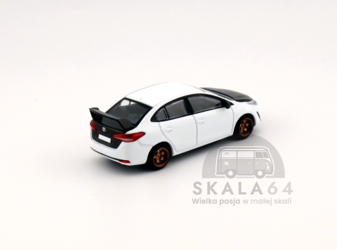 Model samochodu Toyota GR Vios White w skali 1:64 - tył
