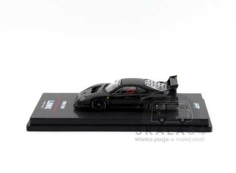 Model samochodu LBWK Ferrari F40 Liberty Walk Full Carbon w skali 1:64 - bok