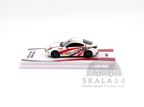 Model samochodu Toyota GR86 Tuned by CUSCO w skali 1:64 - bok