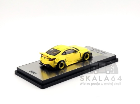 INNO64 Toyota GR86 PANDEM Rocket Bunny Yellow Inno 1:64