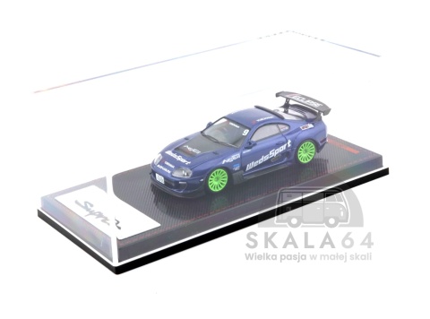 Model samochodu Toyota Supra JZA90 Manabu Orido Blue Metallic w skali 1:64 - gablotka