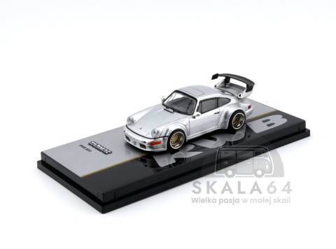 Model samochodu Porsche 911 RWB 964 Silver RAUH-Welt Begriff w skali 1:64 - przód