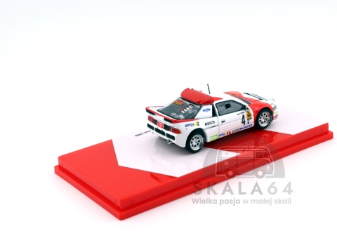 Model samochodu Ford RS200 Rallye Catalunya 1986 #04 Zanini Autet w skali 1:64 - tył