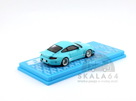 Model samochodu Porsche 911 RWB 997 Łomianki Lomianki RAUH-Welt Begriff w skali 1:64 - tył