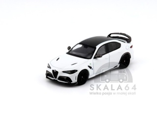 BBR MODELS Alfa Romeo Giulia GTAm White 1:64 BBRDIE6426