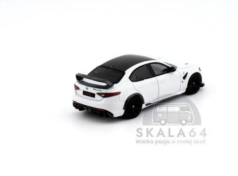 BBR MODELS Alfa Romeo Giulia GTAm White 1:64 BBRDIE6426