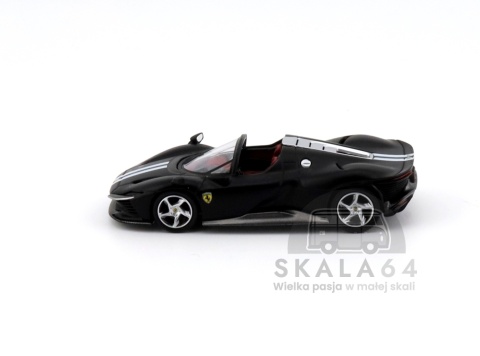 Model samochodu Ferrari Daytona SP3 Matt Black w skali 1:64 - bok