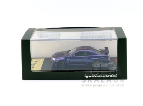 Model samochodu Nissan Skyline R34 GT-R Nismo Midnight Purple III 1:64 w skali 1:64 - pudełko