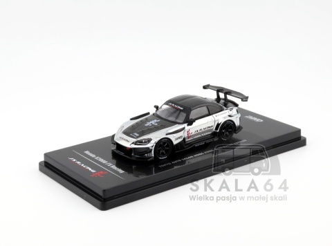 Model samochodu Honda S2000 J'S Racing Chrome Silver Tokyo Auto Salon Hong Kong 2025 w skali 1:64 - przód