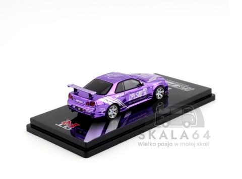 Model samochodu Nissan Skyline GT-R R34 Purple Chrome DPLS x INNO64 TMCS25 w skali 1:64 - tył