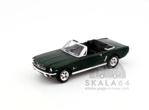 Model samochodu Ford Mustang Convertible 1964 Highland Green w skali 1:64 - przód