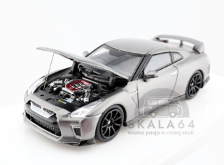 MOTORHELIX Nissan GT-R R35 Track Edition Engineered by NISMO 2020 Dark Metal Gray 1:64