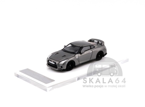 MOTORHELIX Nissan GT-R R35 Track Edition Engineered by NISMO 2020 Dark Metal Gray 1:64