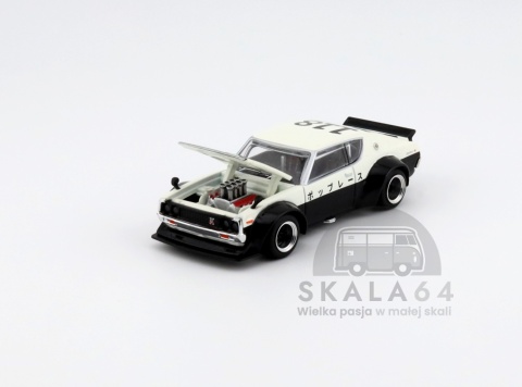 Model samochodu Nissan Skyline KPGC110 Kenmeri NPA Style w skali 1:64 - maska