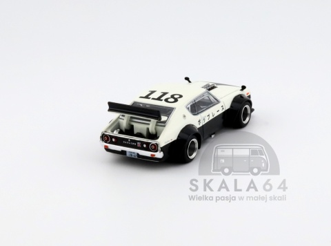 Model samochodu Nissan Skyline KPGC110 Kenmeri NPA Style w skali 1:64 - bagażnik