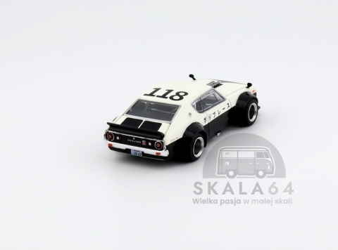 Model samochodu Nissan Skyline KPGC110 Kenmeri NPA Style w skali 1:64 - tył