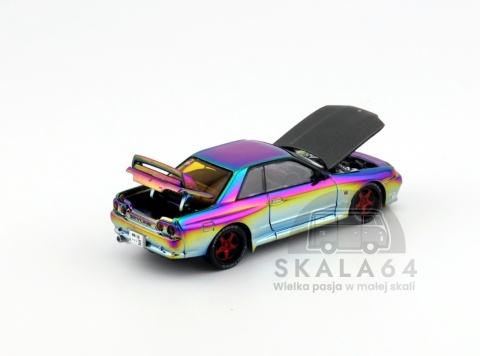 Model samochodu Nissan Skyline GT-R R32 Magic Chrome Vancouver Edition w skali 1:64 - elementy