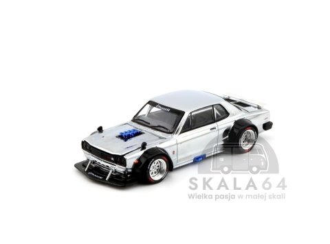 Model samochodu Nissan Skyline GT-R V8 Drift Hakosuka Silver Chrome Hong Kong ToyCar Salon w skali 1:64 - przód