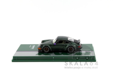 Model samochodu Porsche 911 RWB 964 Green RAUH-Welt Begriff w skali 1:64 - bok