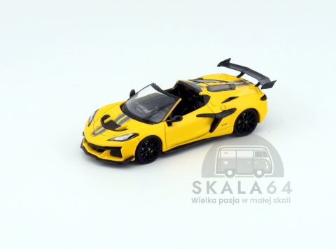Model samochodu 2025 Chevrolet Corvette ZR1 Yellow HEC 2025 Limited Edition w skali 1:64 - przód