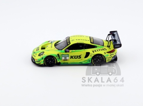 Model samochodu Porsche 911 GT3 R DTM #91 Yellow w skali 1:64 - bok