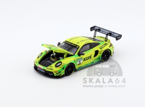 Model samochodu Porsche 911 GT3 R DTM #91 Yellow w skali 1:64 - maska