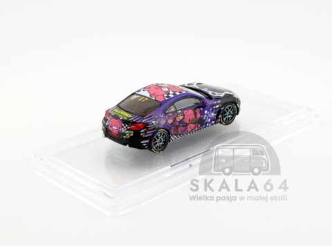 Model samochodu Creations Toyota GR86 x Gloomy Bear Macau Grand Prix 2025 #17 Thomas Chak w skali 1:64 - tył
