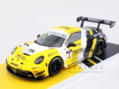 Model samochodu Porsche 911 992 GT3 R #7 Absolute Racing 2nd Suzuka 1000km 2025 K. Estre P. Pilet L. Vanthoor w skali 1:64 - zoom