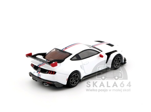 Model samochodu Ford Mustang GTD Spirit of America LHD White Red w skali 1:64 - tył