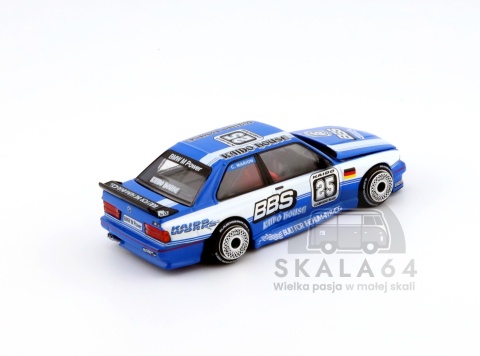 Model samochodu BMW M3 E30 Kaido Tournig Champ V1 w skali 1:64 - tył
