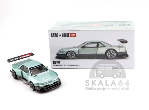 Model samochodu Nissan Silvia S13-R Kaido Works V1 ADVAN Green w skali 1:64 - pudełko