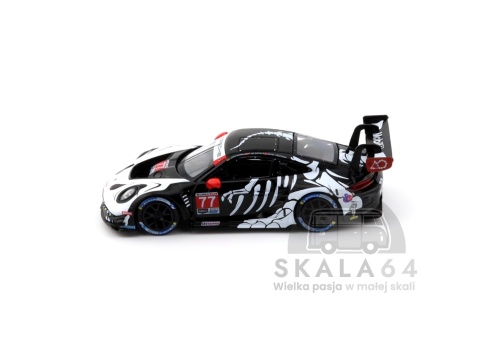 Model samochodu Porsche 911 GT3 R #77 Rexy 2025 IMSA Petit Le Mans AO Racing w skali 1:64 - bok