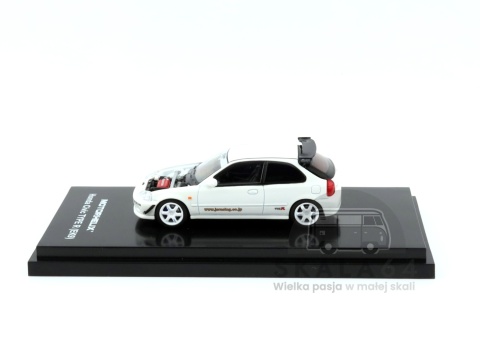 Model samochodu Honda Civic Type R EK9 J's Racing Livery White w skali 1:64 - bok
