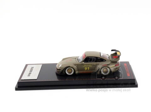 Model samochodu Porsche 911 RWB 993 Matte Green #91 RAUH-Welt Begriff w skali 1:64 - bok