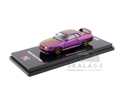 Model samochodu Nissan Skyline GT-R R32 Australia Special Edition Midnight Purple w skali 1:64 - przód