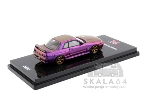 Model samochodu Nissan Skyline GT-R R32 Australia Special Edition Midnight Purple w skali 1:64 - tył