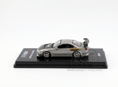 Model samochodu TOP SECRET Nissan Silvia S15 Silver w skali 1:64 - bok