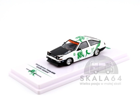 Model samochodu Toyota Sprinter Trueno AE86 KEIICHI TSUCHIYA Limited Edition Green White w skali 1:64 - przód