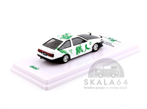 Model samochodu Toyota Sprinter Trueno AE86 KEIICHI TSUCHIYA Limited Edition Green White w skali 1:64 - tył