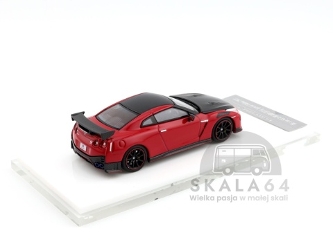 Model samochodu Nissan GT-R NISMO R35 Special Edition 2022 - Vibrant Red w skali 1:64 - tył
