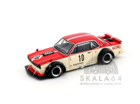 Model samochodu Nissan Skyline GT-R V8 Drift Hakosuka Watanabe Cream Red w skali 1:64 - przód
