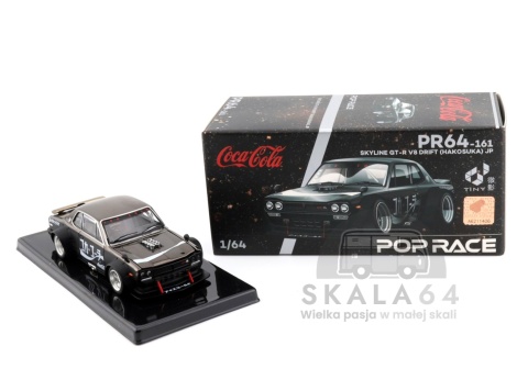 Model samochodu Nissan Skyline GT-R V8 Drift Hakosuka Coca-Cola Zero JP Black Chrome w skali 1:64 - kartonik
