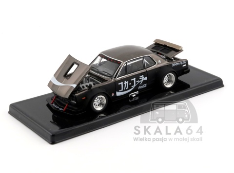 Model samochodu Nissan Skyline GT-R V8 Drift Hakosuka Coca-Cola Zero JP Black Chrome w skali 1:64 - elementy