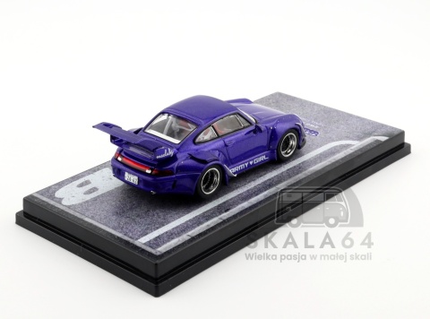 Model samochodu Porsche 911 RWB 993  Army Girl  Purple w skali 1:64 - tył