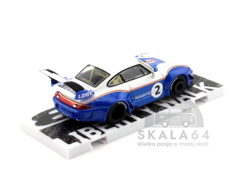 Model samochodu Porsche 911 RWB 993 LBWK Liberty Walk Blue White Rothmans w skali 1:64 - tył