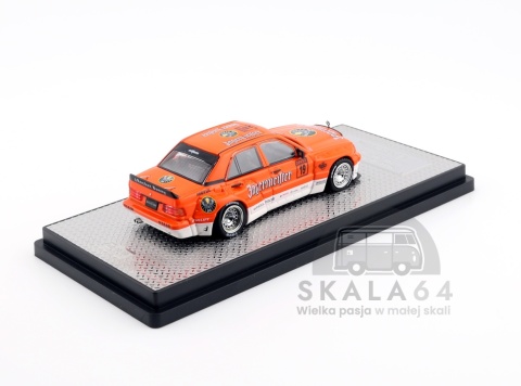 Model samochodu Mercedes-Benz Pandem Rocket Bunny 190E JAGERMEISTER w skali 1:64 - tył