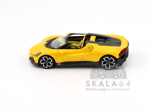 Model samochodu Bugatti W16 Mistral Yellow w skali 1:64 - bok