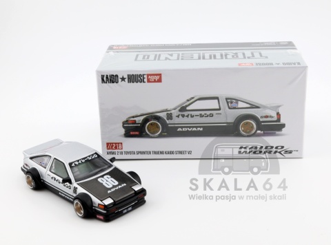 Model samochodu Toyota AE86 Sprinter Trueno Kaido Street V w skali 1:64  - pudełko