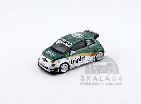Model samochodu Fiat 595 Abarth LB-WORKS TY Edition Tyson Yoshi RHD w skali 1:64 - przód